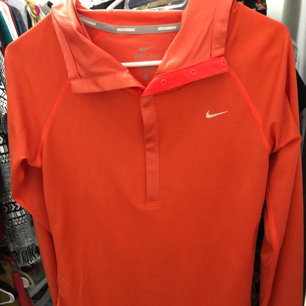 Nike Dri-fit pullover